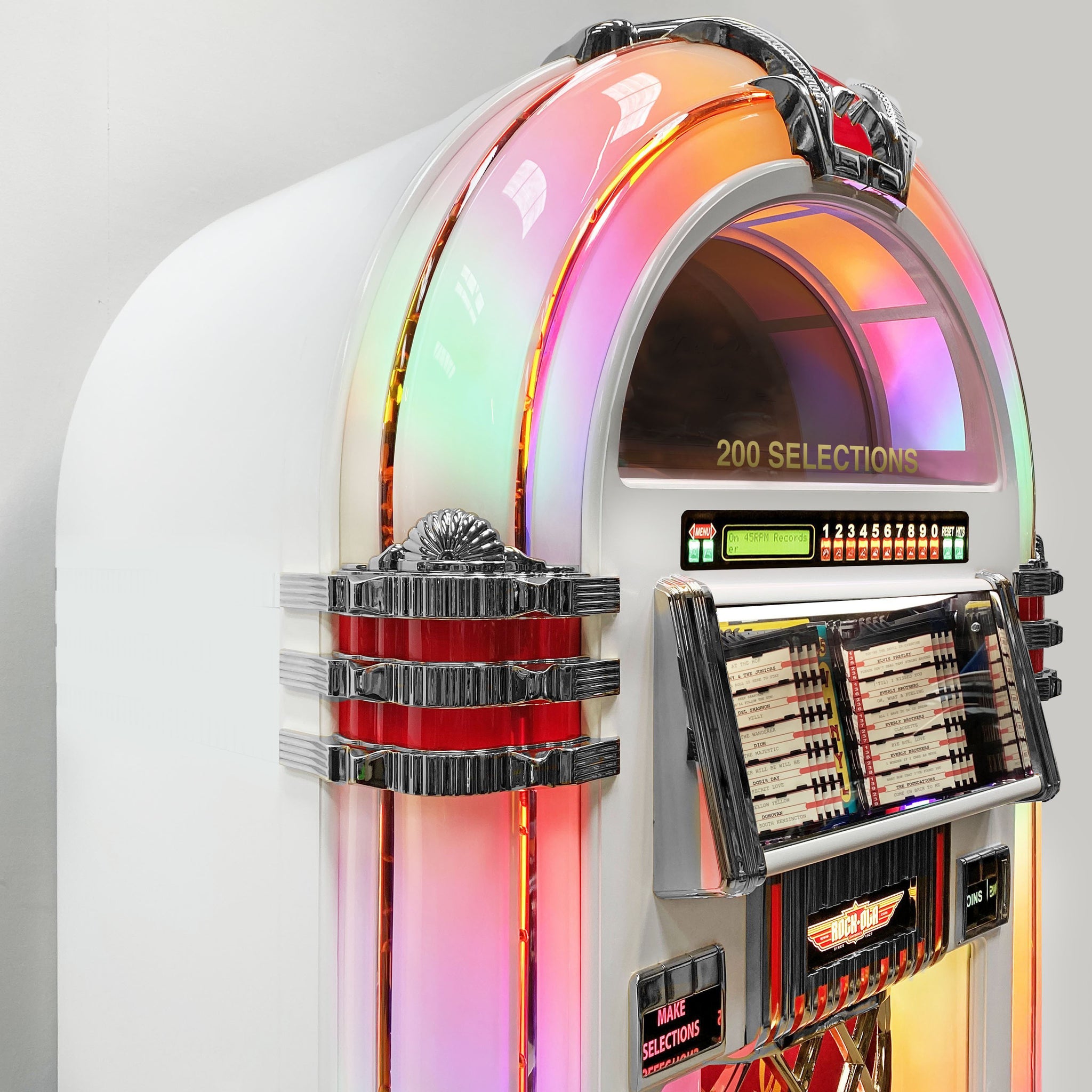 Rock-Ola Bubbler Vinyl 45 Jukebox in Gloss White with Bluetooth