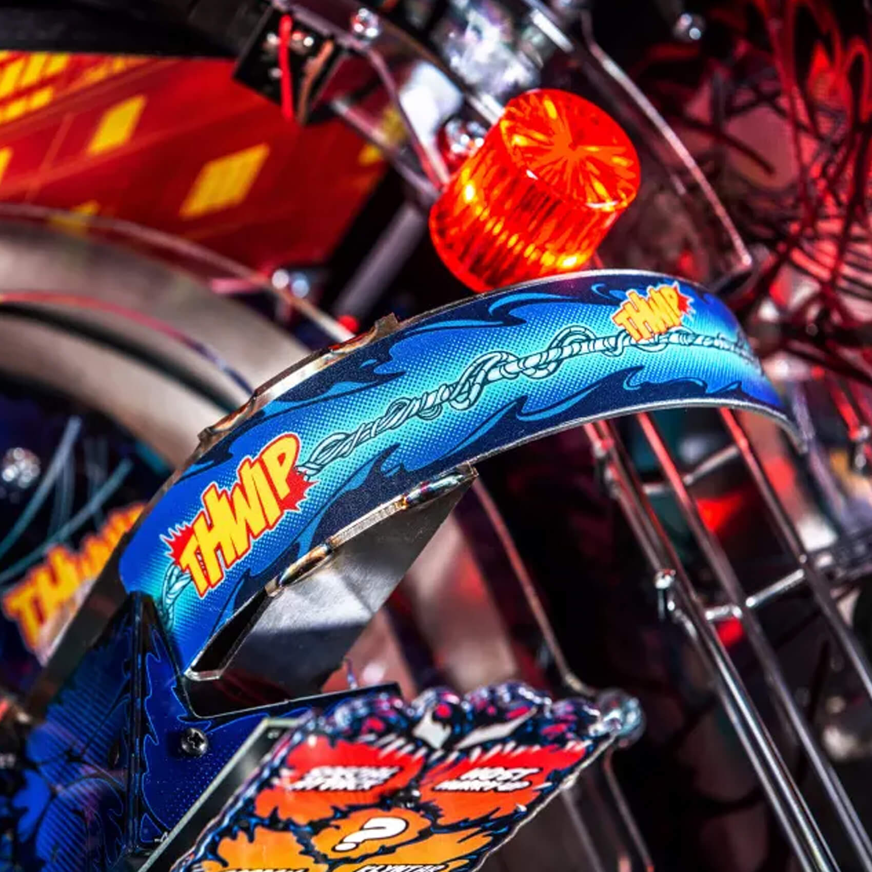 Venom LE Pinball Machine by Stern