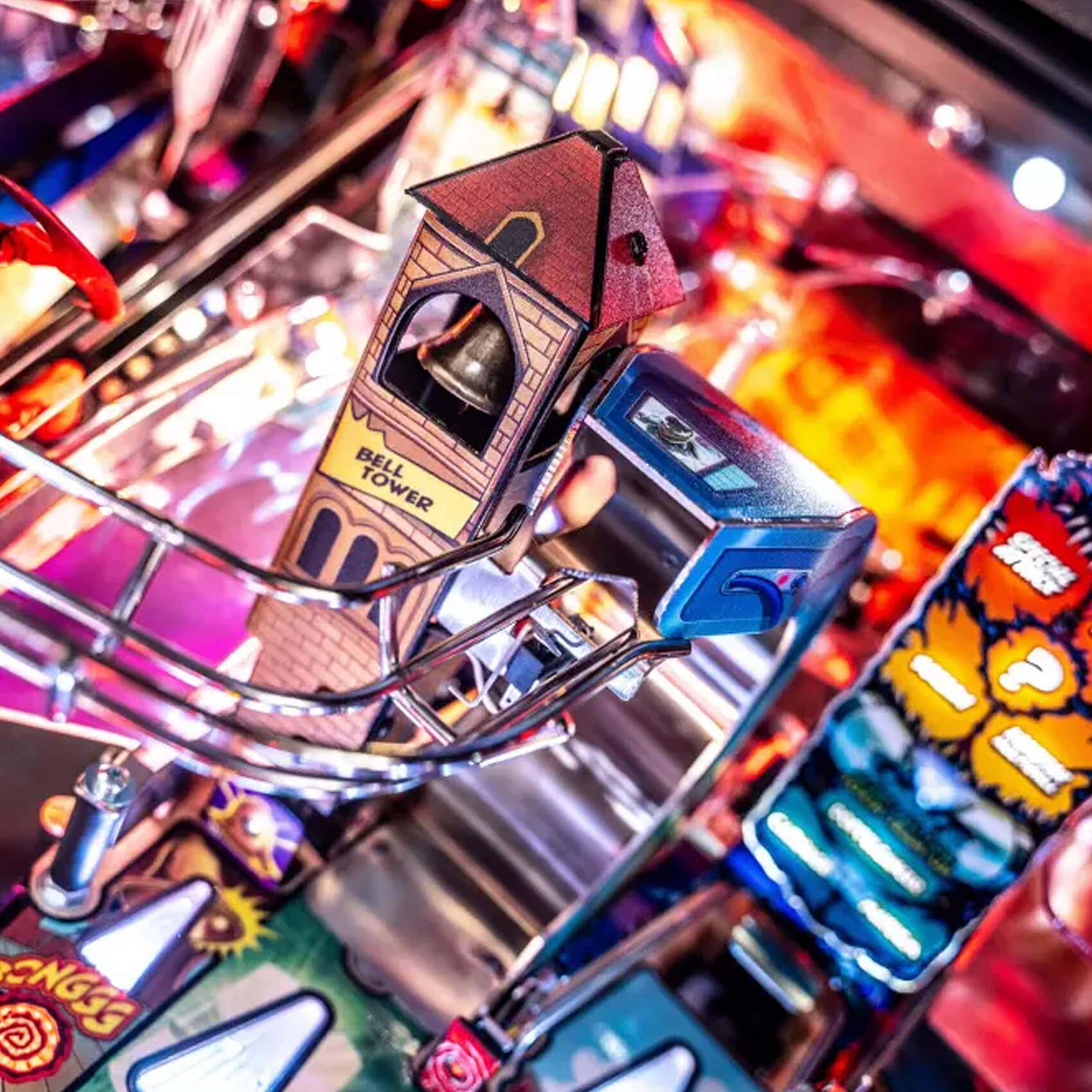 Venom LE Pinball Machine by Stern