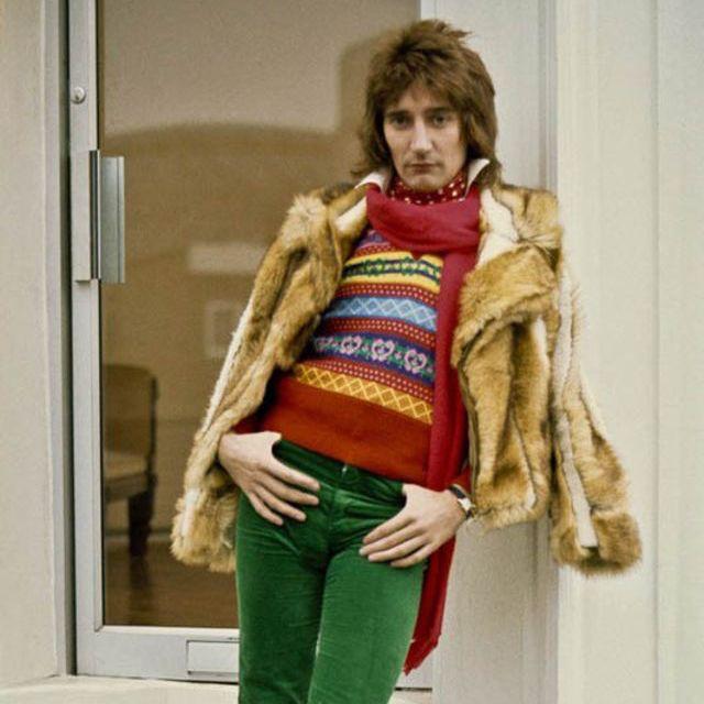 Rod Stewart Vinyl Record Pack - 10 Iconic 45rpm Hits with Hand-Typed Title Cards