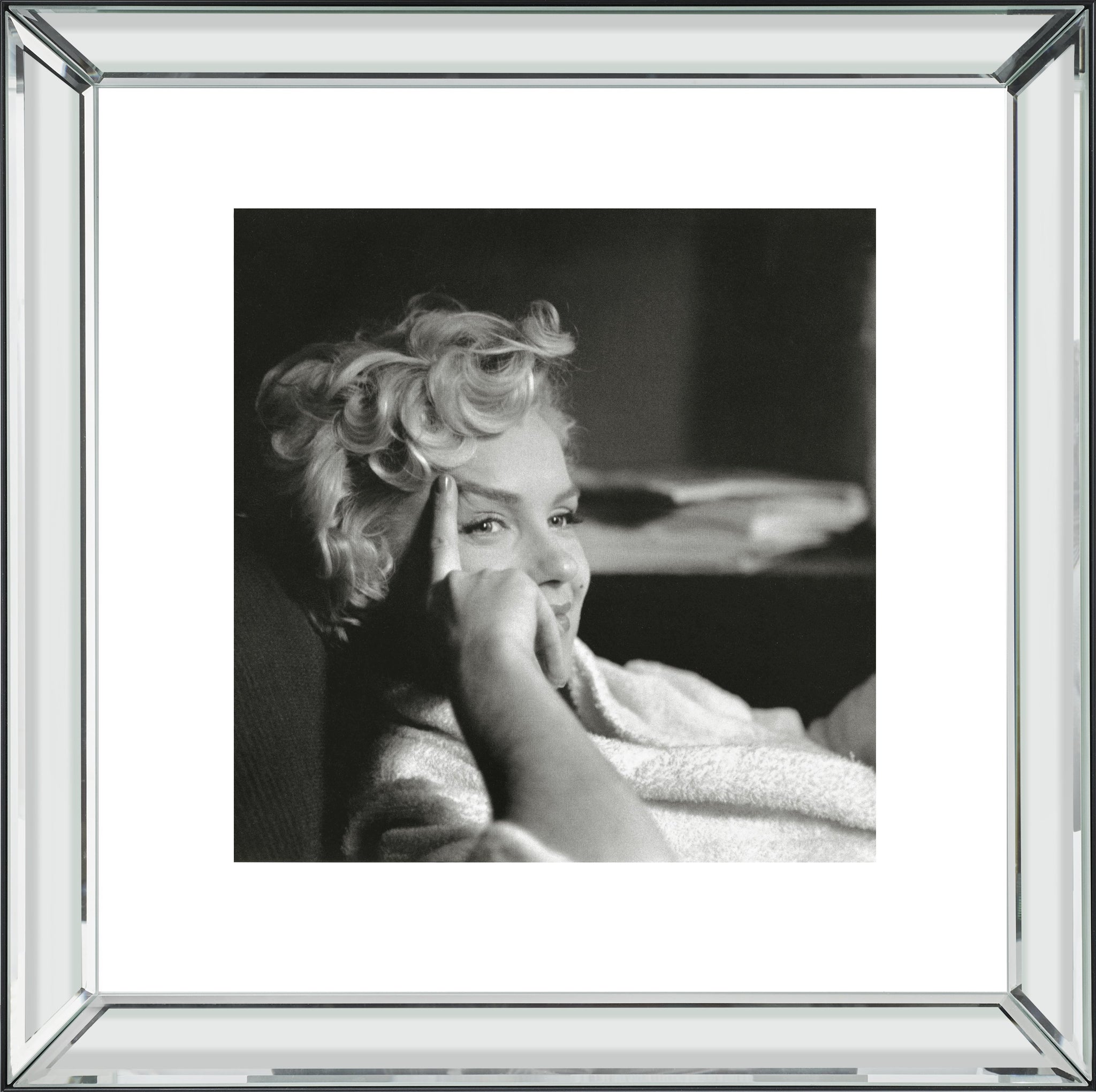 Marilyn Monroe Pose Mirror Frame Picture