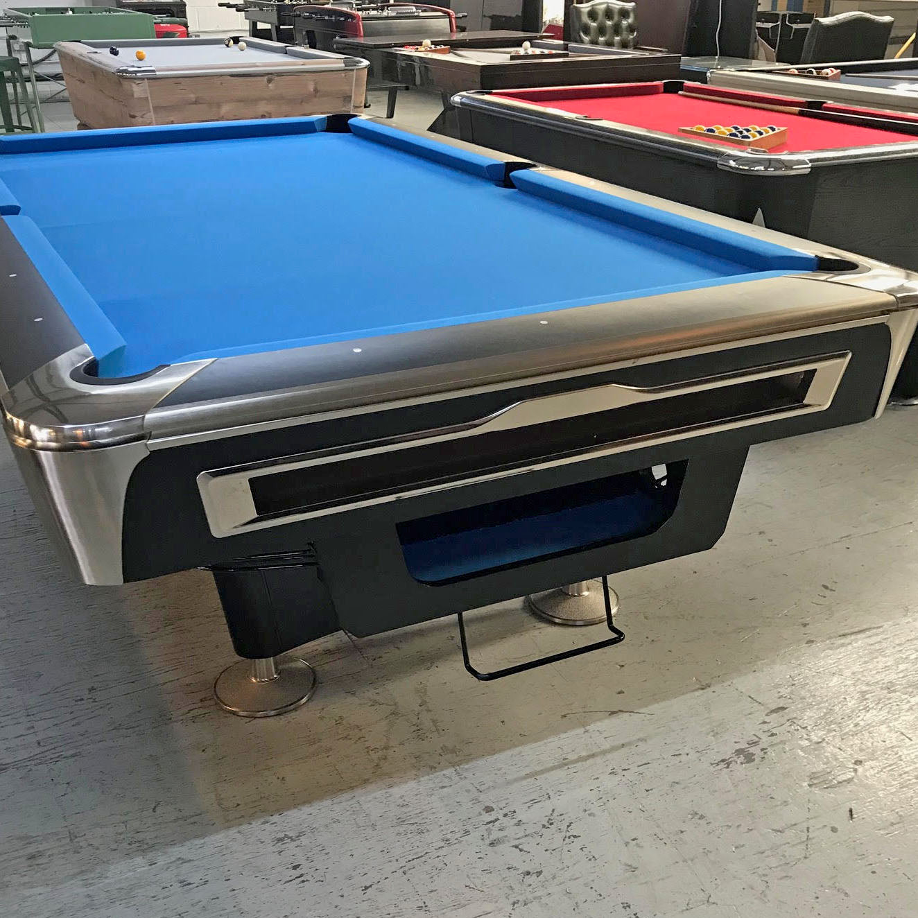 Proline 8ft American Pool Table Black Deluxe