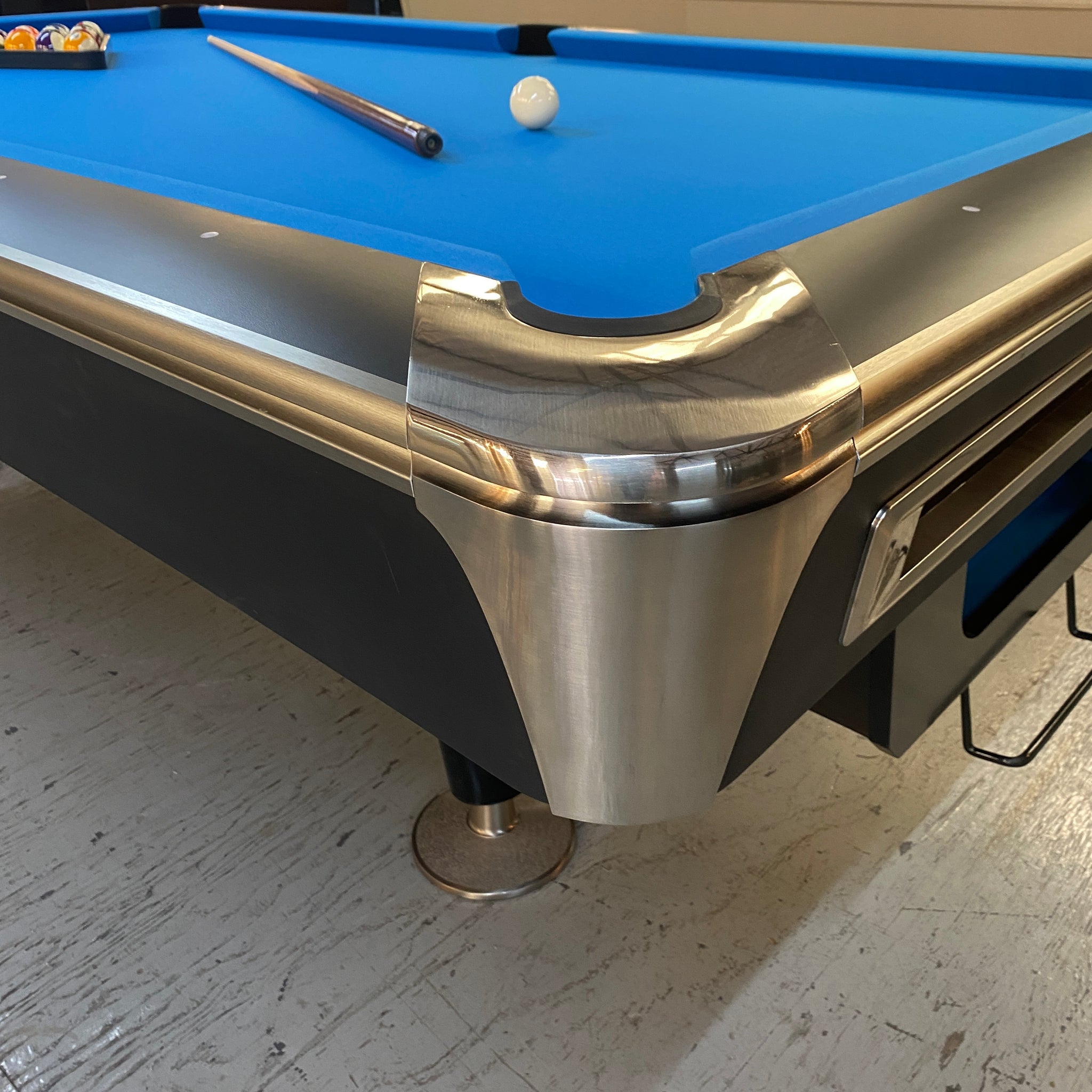 Proline 8ft American Pool Table Black Deluxe