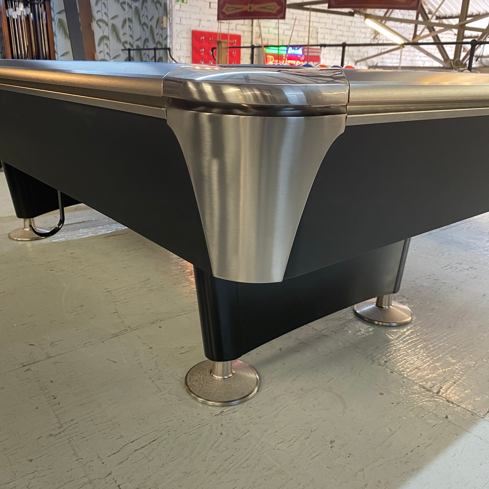 Proline 8ft American Pool Table Black Deluxe