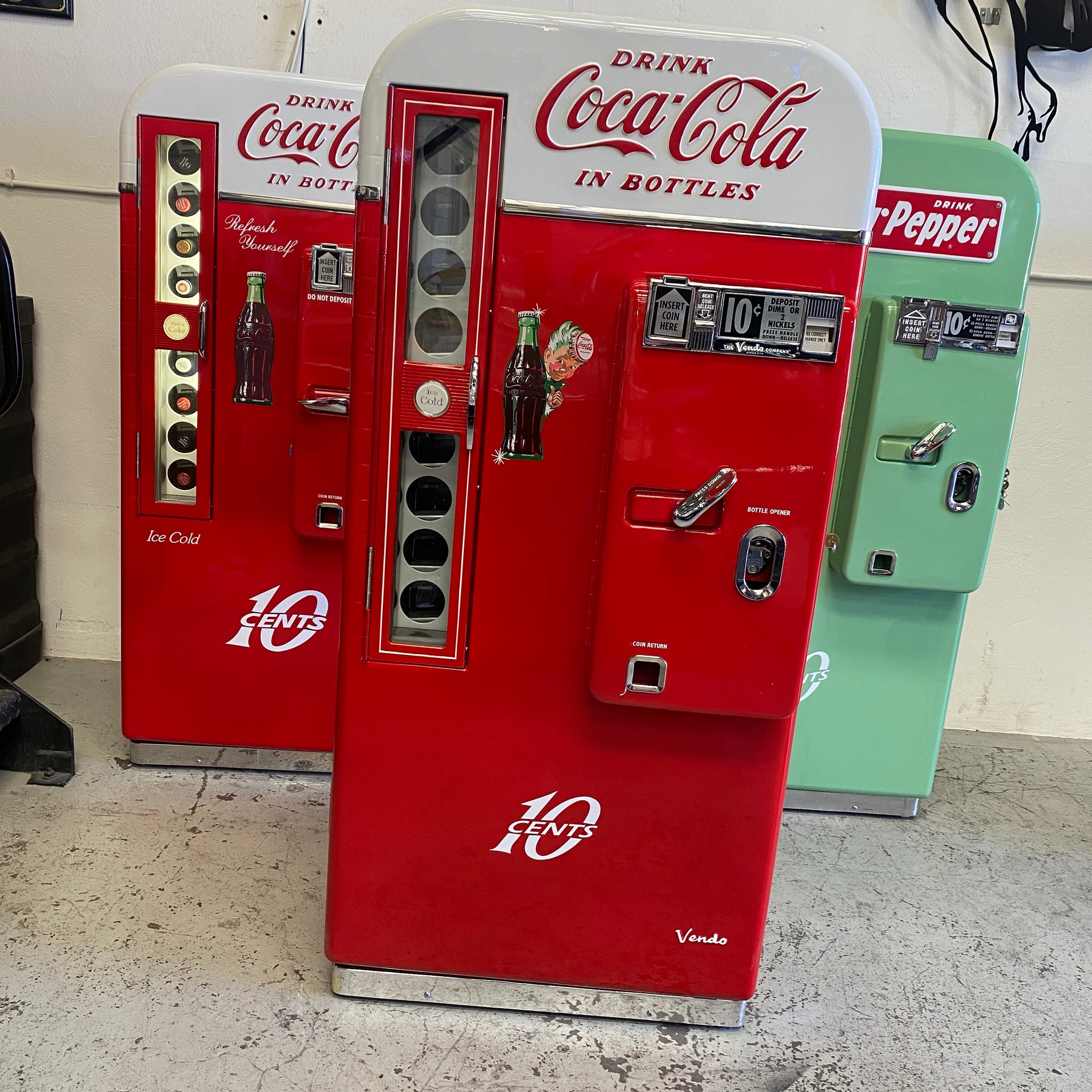 Vendo 81-D Coca-Cola Machine