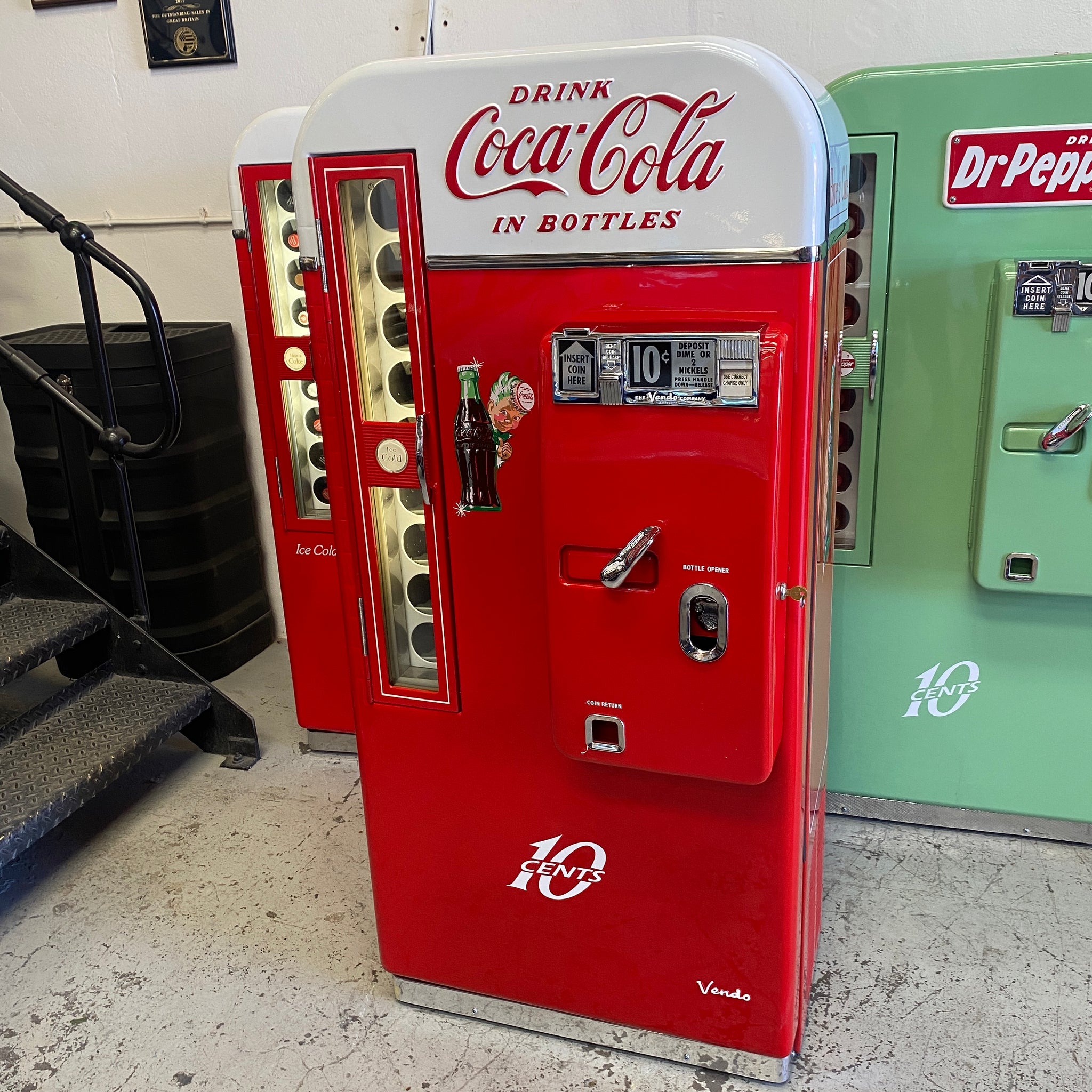 Vendo 81-D Coca-Cola Machine