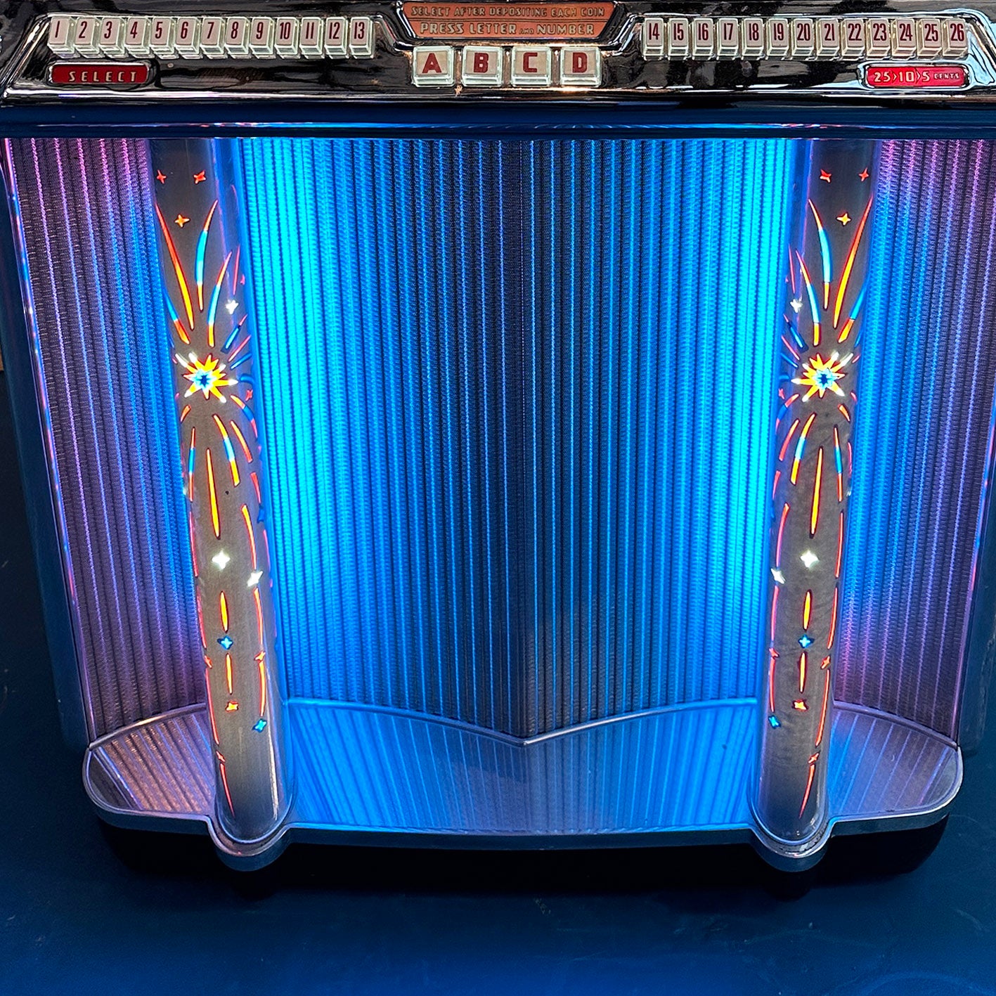 1955 Wurlitzer 1800 Vinyl Jukebox