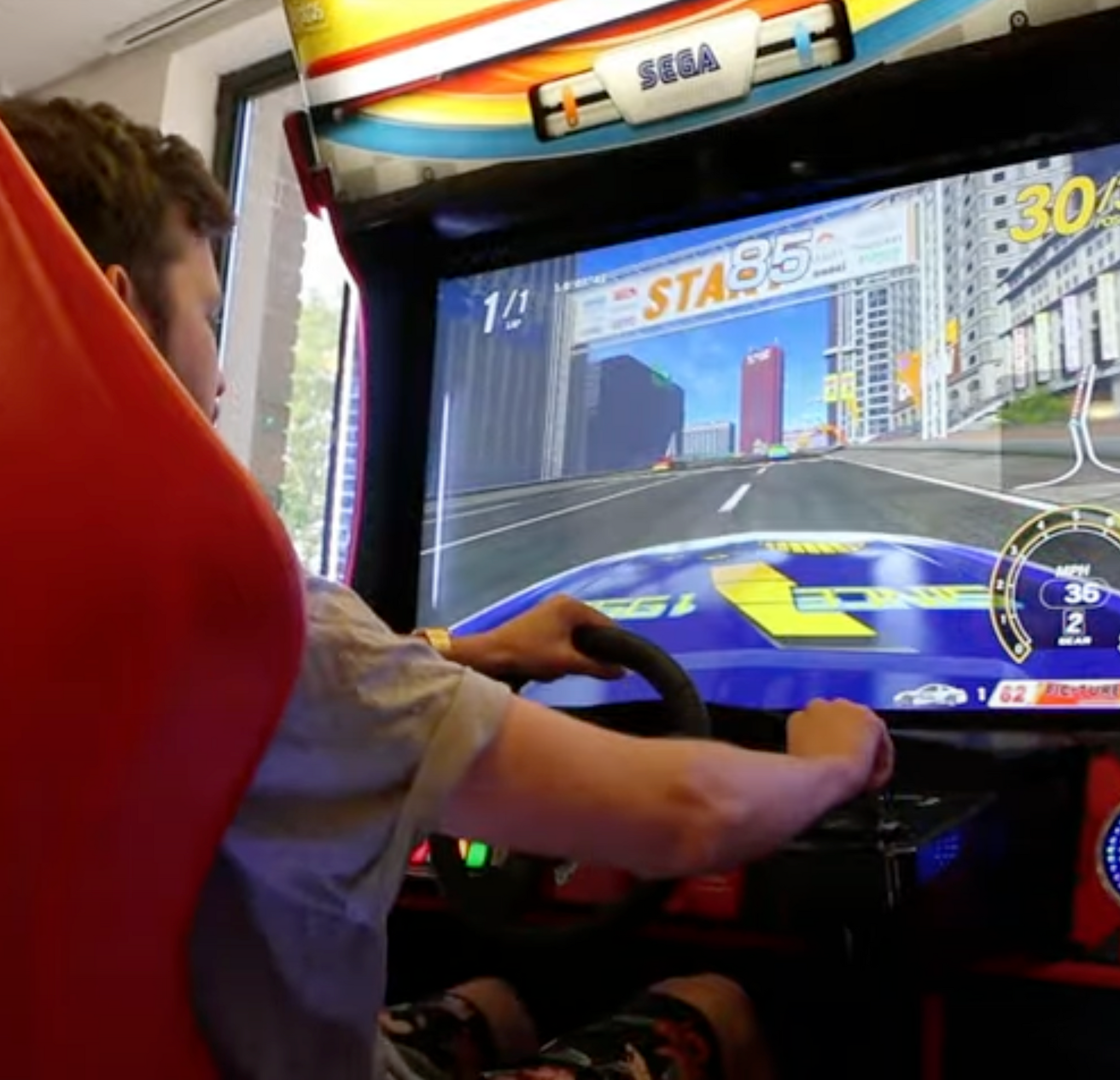 SEGA Daytona Championship USA Driving Game