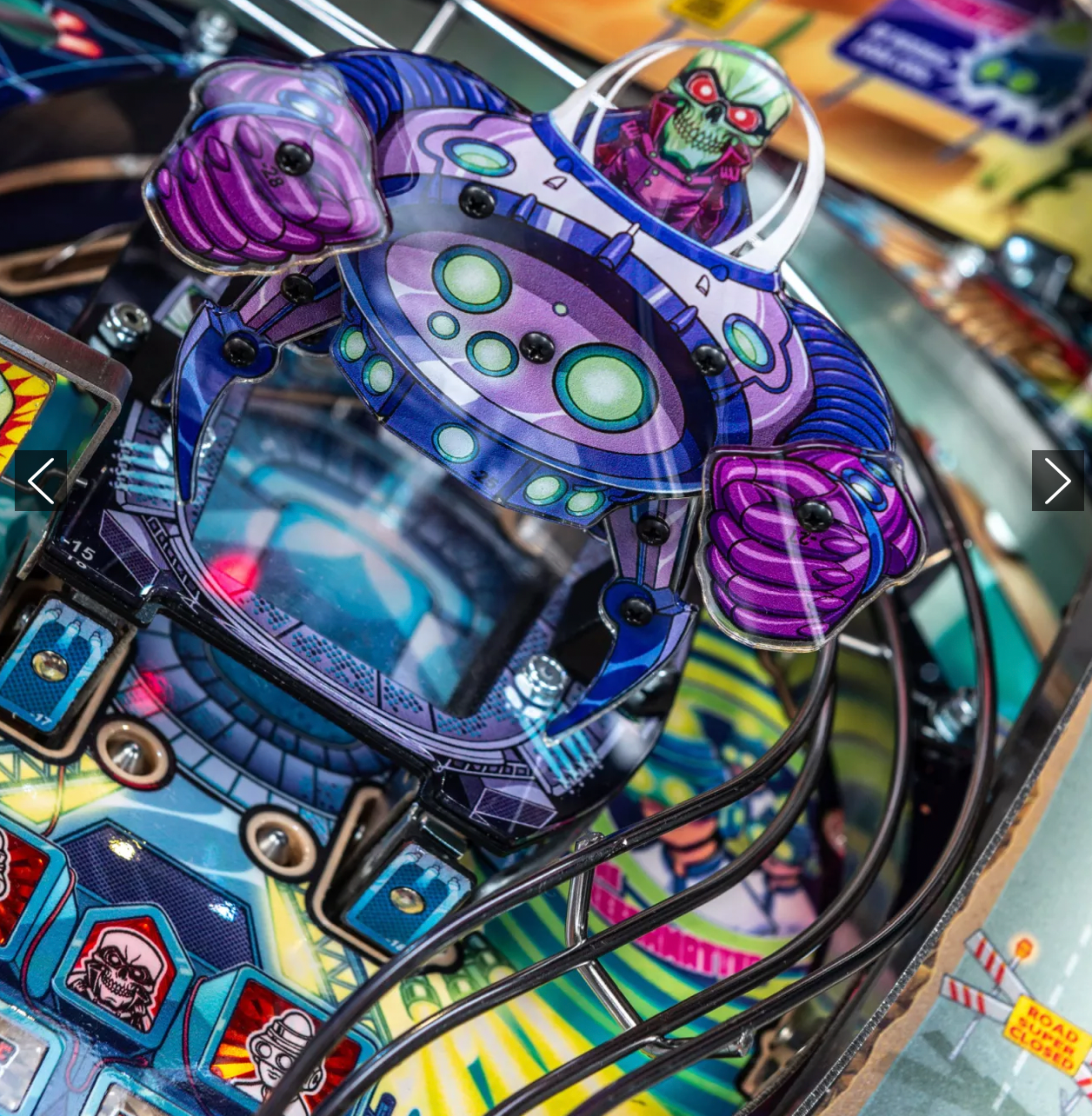 Foo Fighters Premium Pinball Machine by Stern