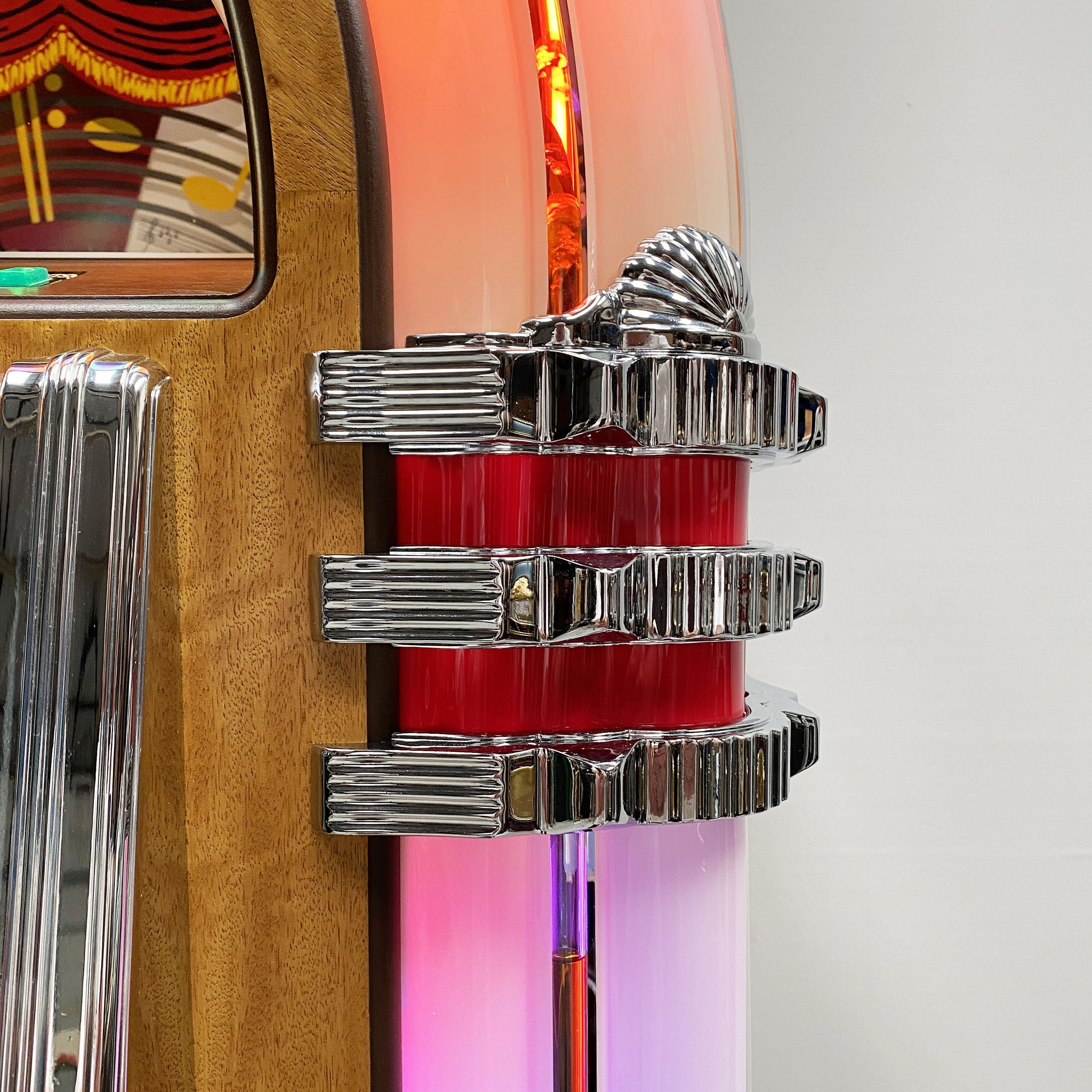 Rock-Ola Bubbler CD Jukebox in Walnut with Bluetooth