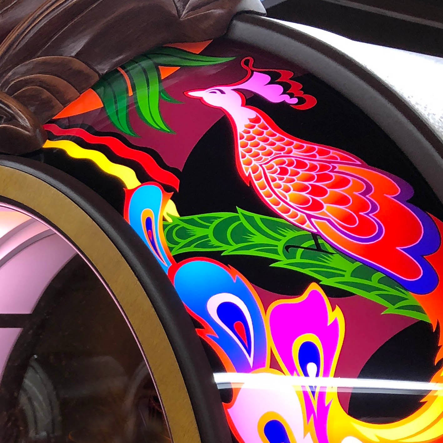 Rock-Ola Authentic Peacock Bubbler Vinyl 45 with Bluetooth