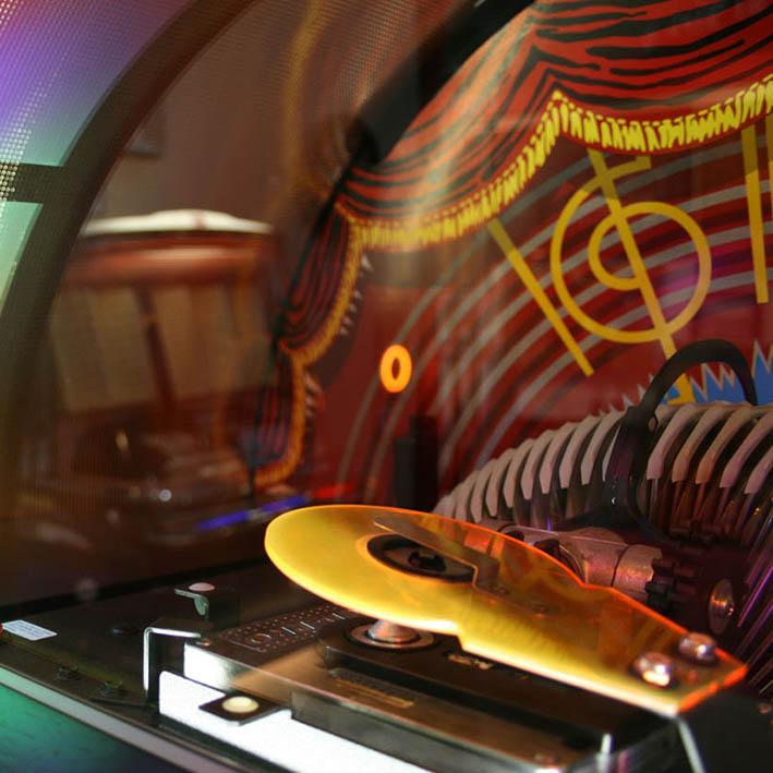 Rock-Ola Bubbler CD Jukebox in Walnut