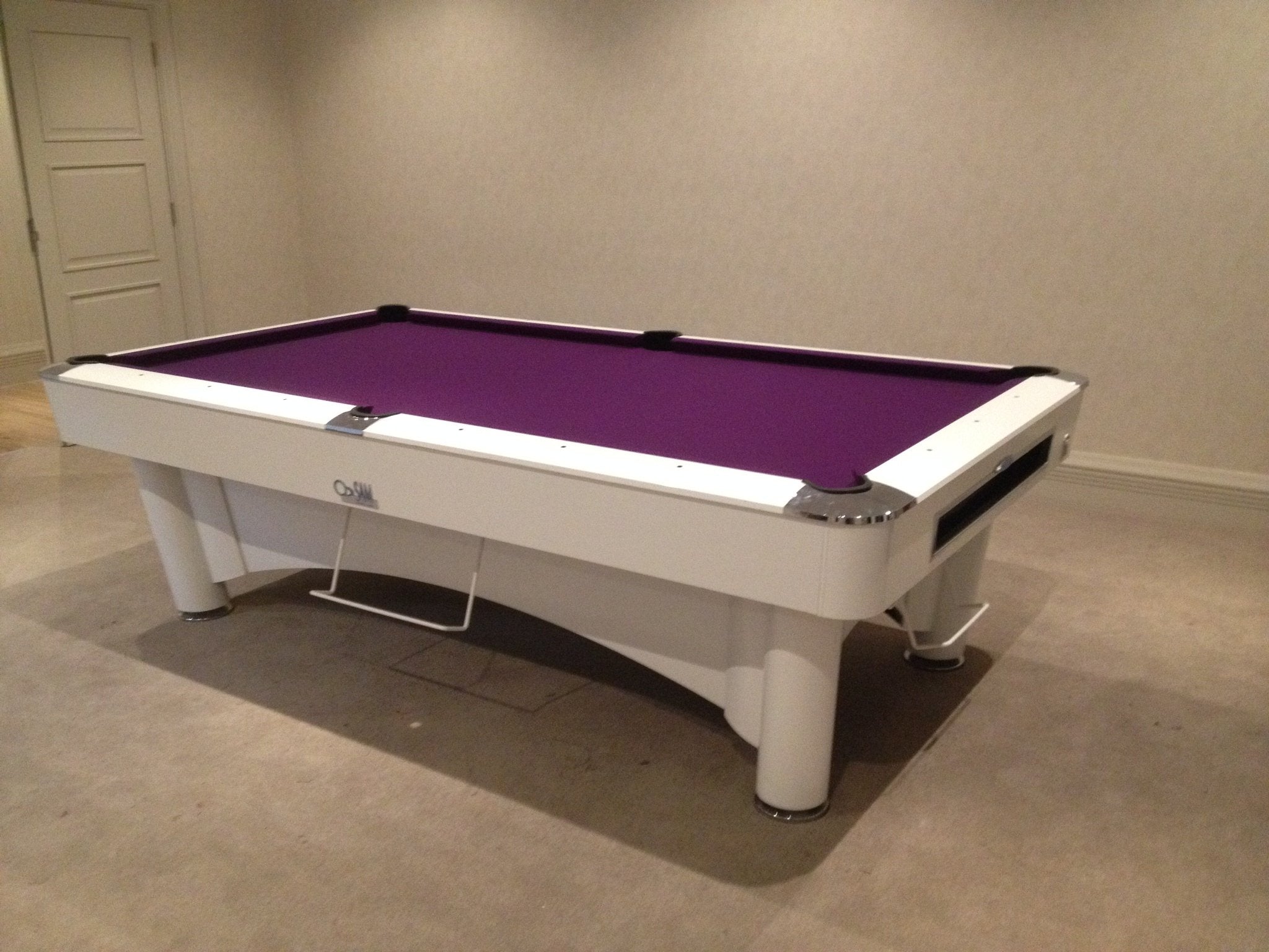 Ice White 8ft American Pool Table
