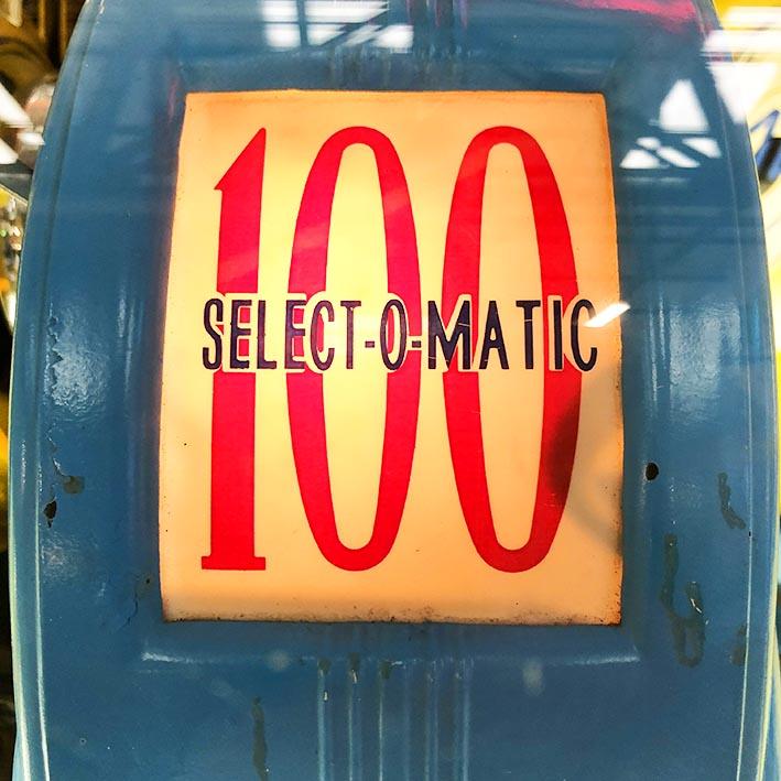 Original 1952 Seeburg M100C Vinyl Jukebox