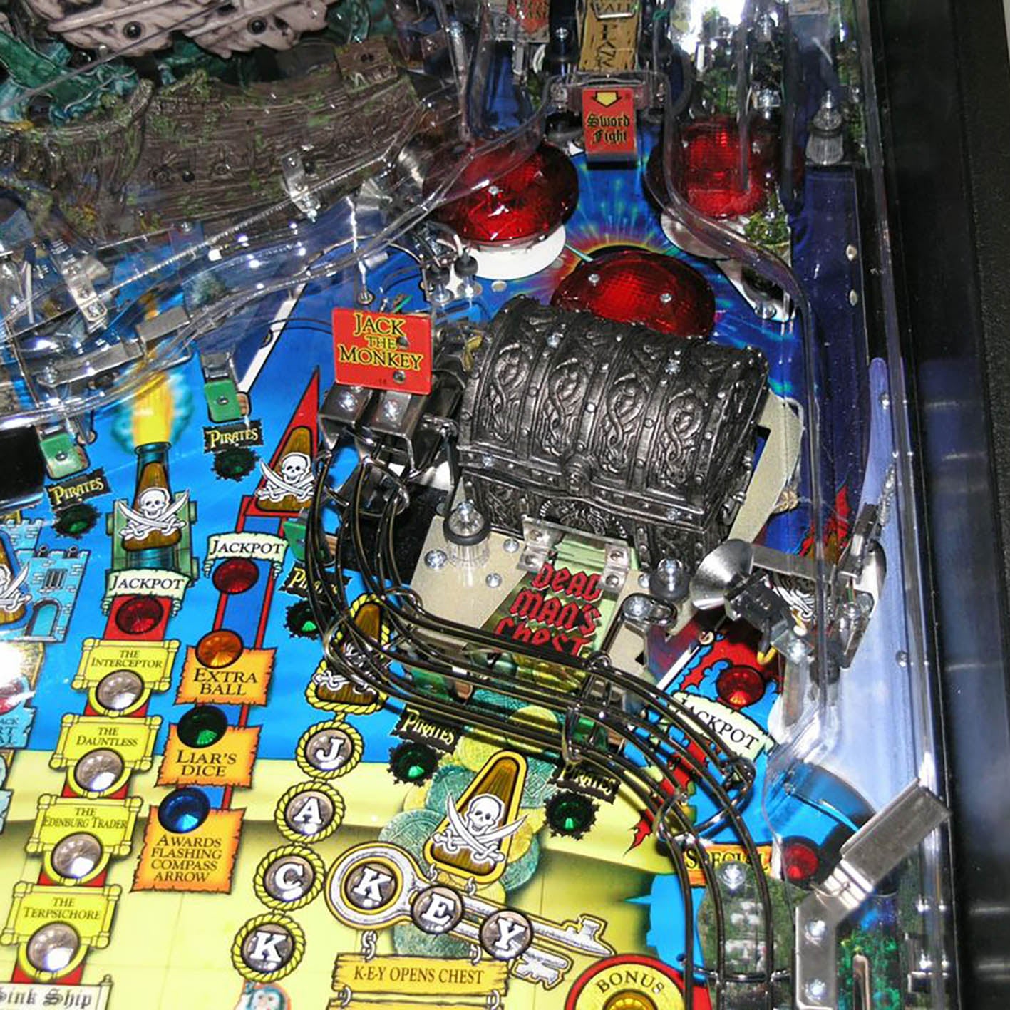 2006 Pirates of the Caribbean Pinball Machine by Stern