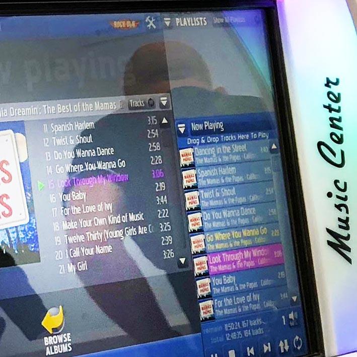 Rock-Ola Digital Music Center in Black