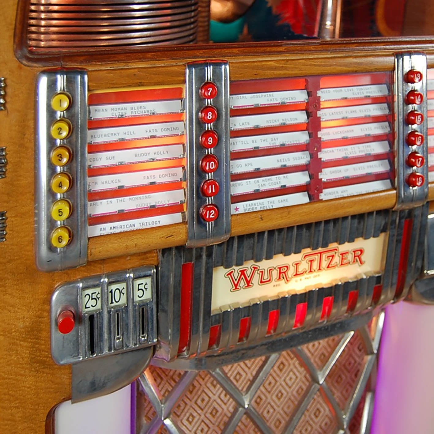 Original 1940s Wurlitzer 1015 Vinyl Jukebox