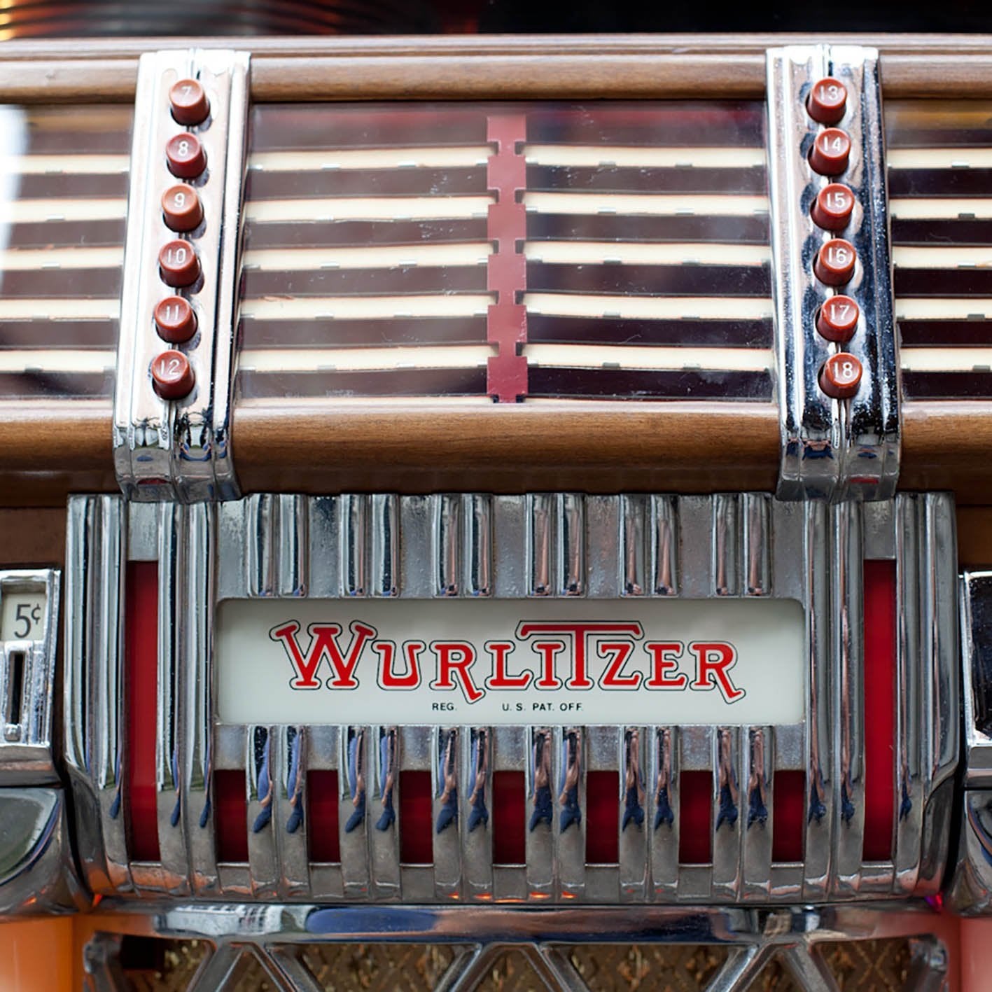 1946 Wurlitzer Model 1015 Vinyl Jukebox