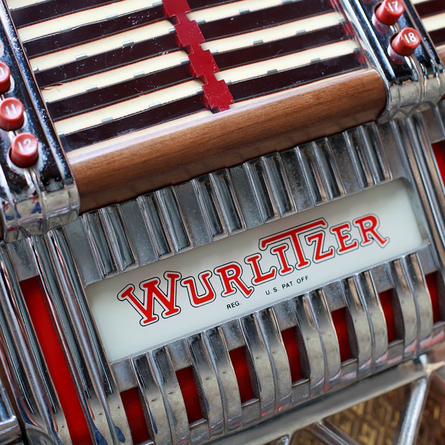 1946 Wurlitzer Model 1015 Vinyl Jukebox